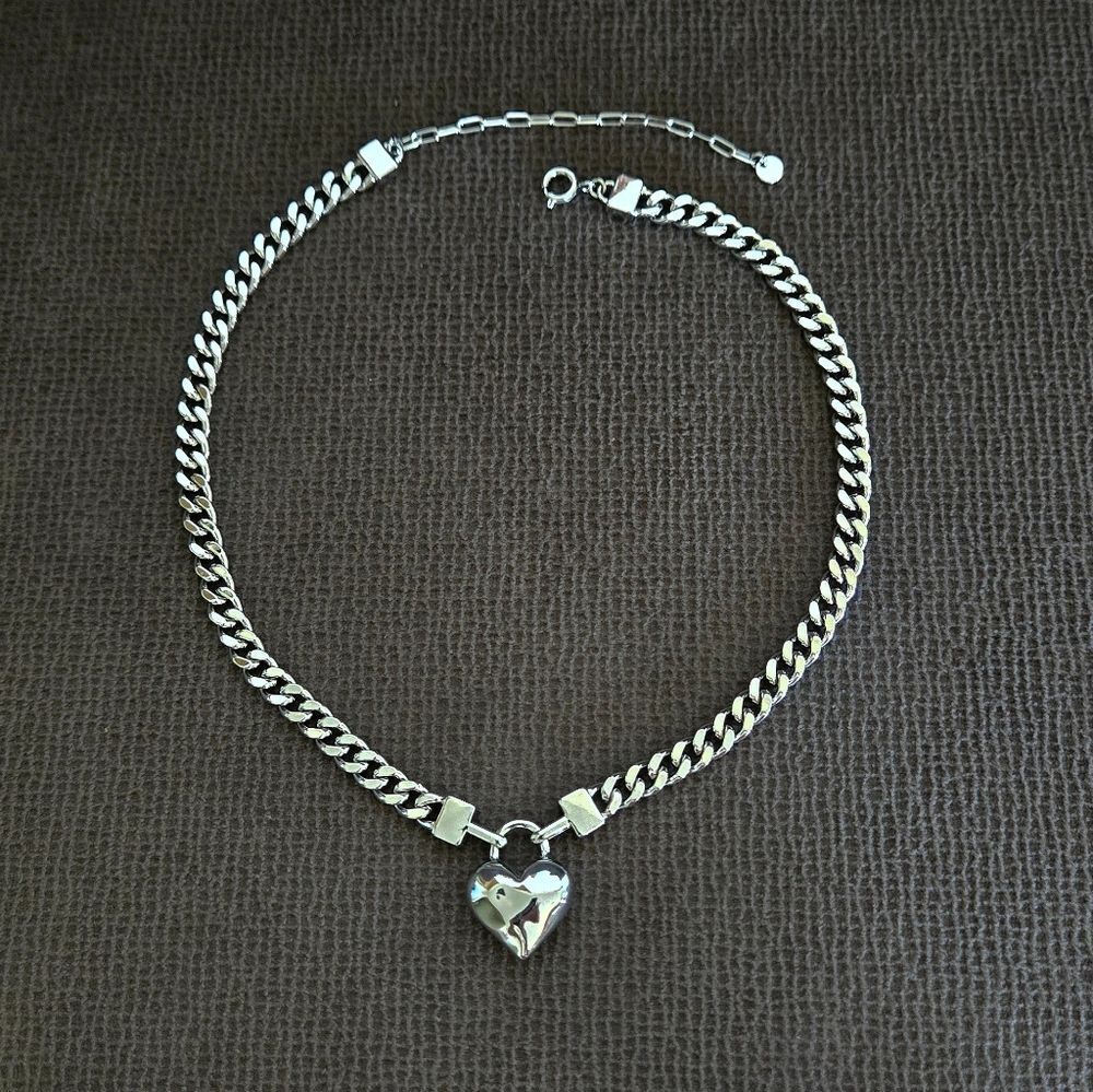 Eye👁 Candy🍬 "Adeline" Silver🤍 Curb Link Chain⛓️ With Heart♥️ Pendant - NWOT